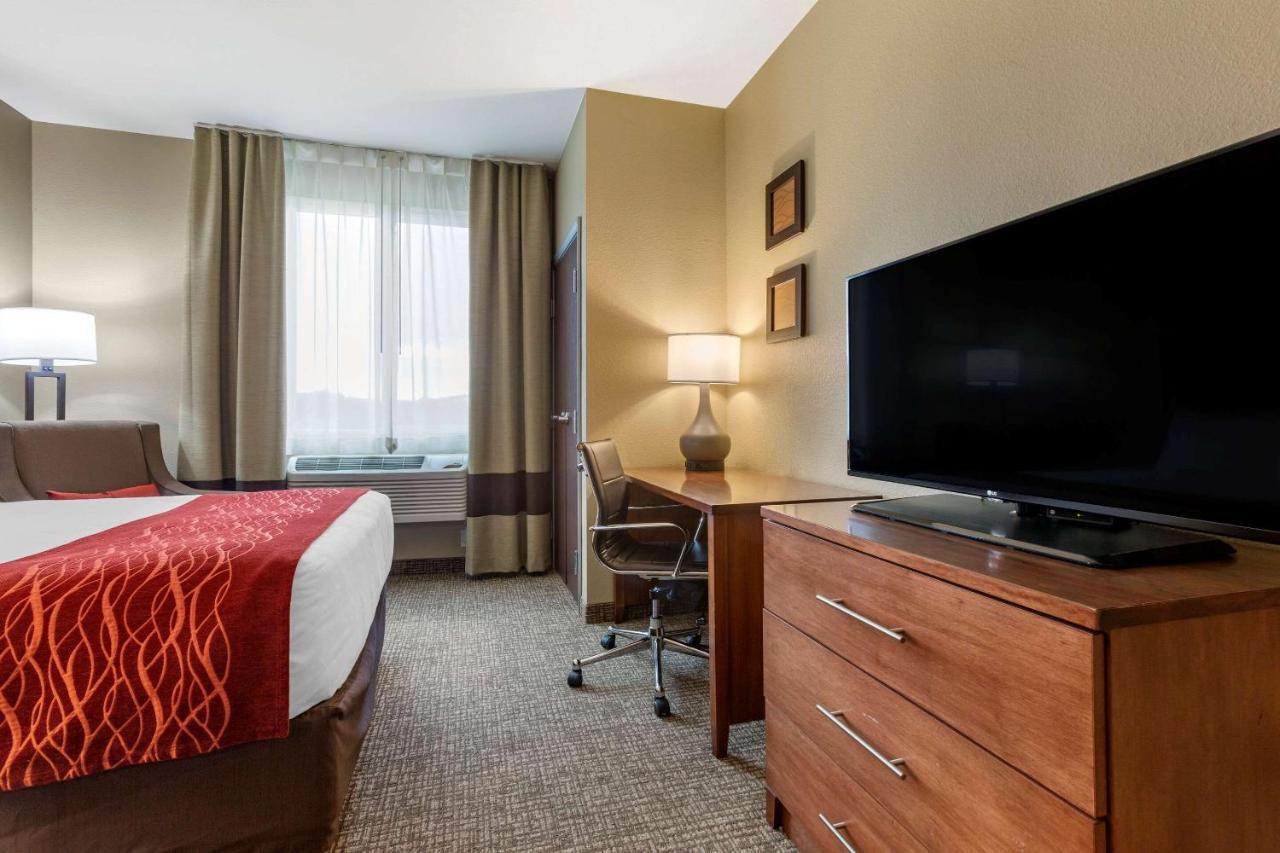 היל סיטי Comfort Inn & Suites Near Mt Rushmore מראה חיצוני תמונה