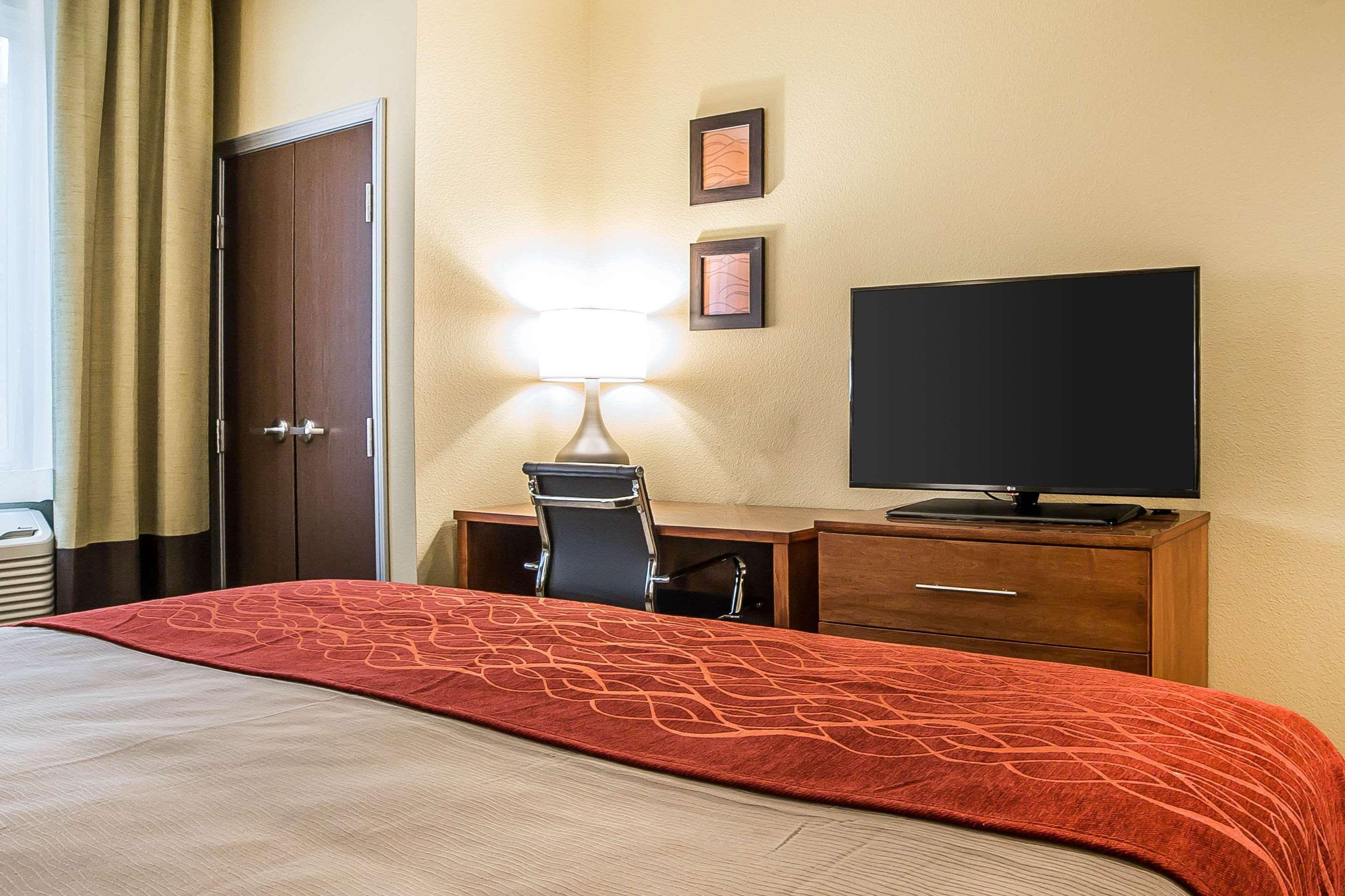 היל סיטי Comfort Inn & Suites Near Mt Rushmore מראה חיצוני תמונה