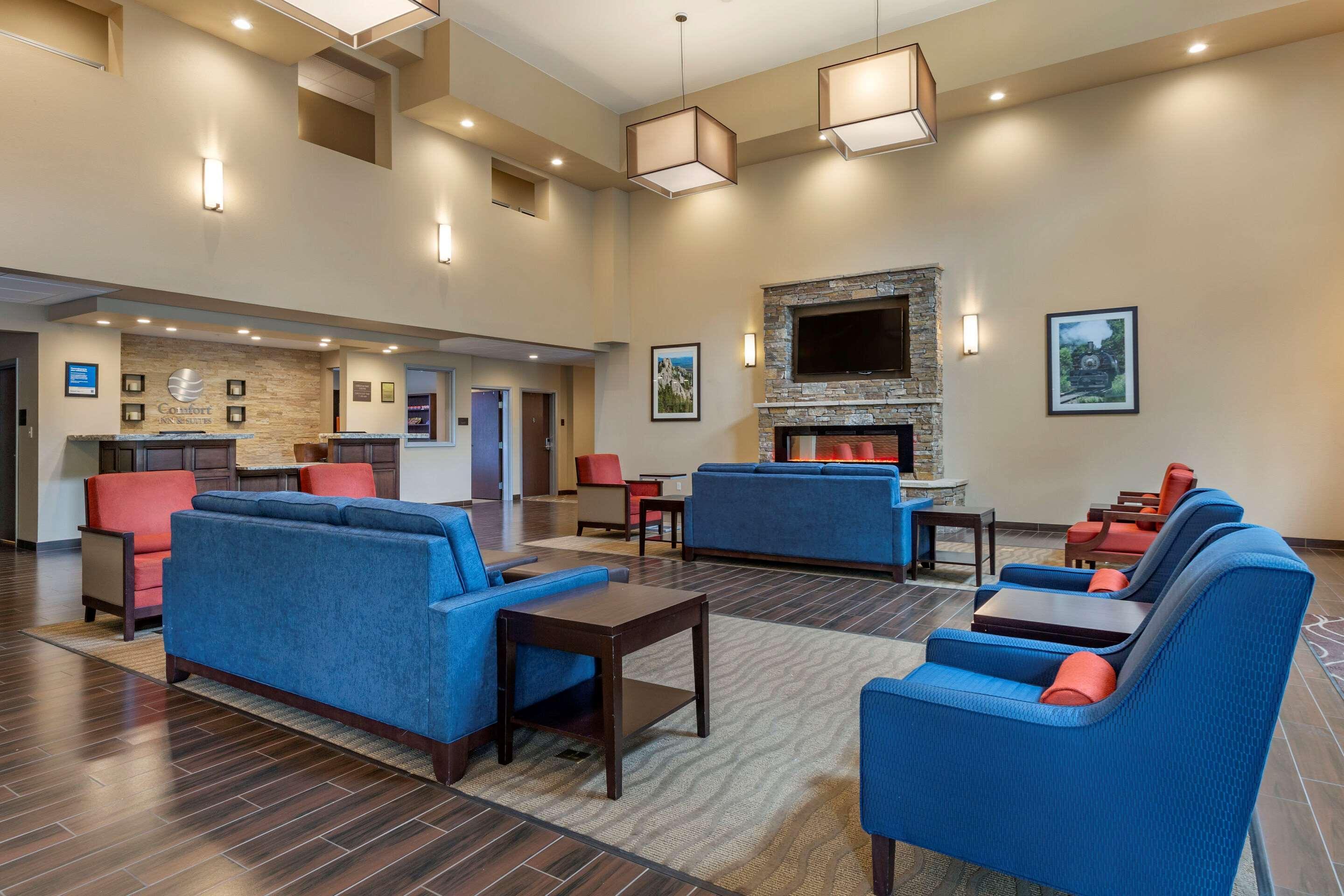 היל סיטי Comfort Inn & Suites Near Mt Rushmore מראה חיצוני תמונה
