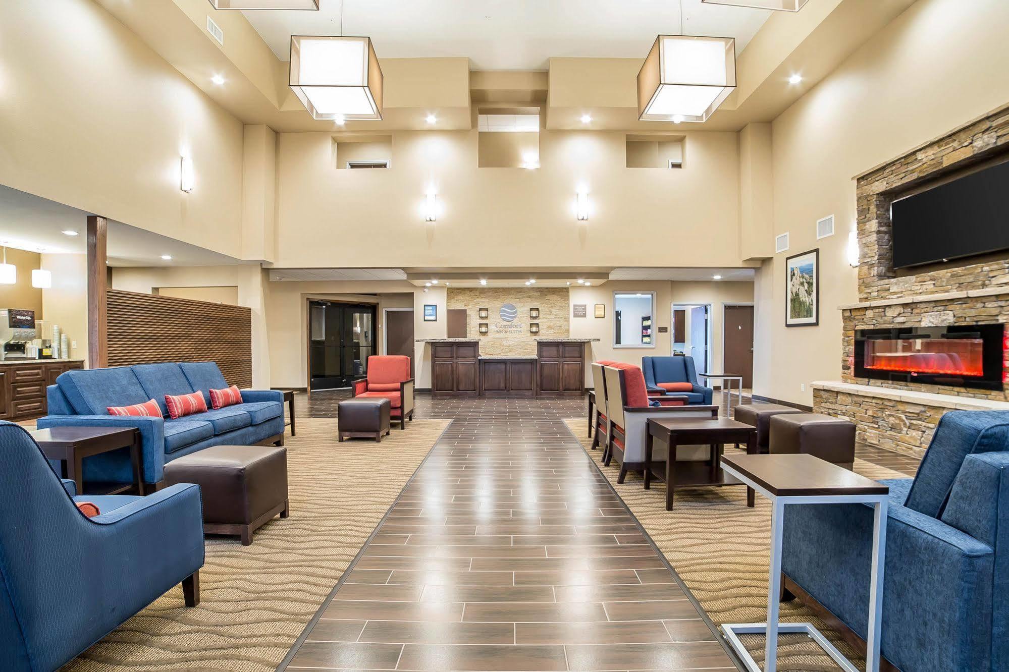 היל סיטי Comfort Inn & Suites Near Mt Rushmore מראה חיצוני תמונה